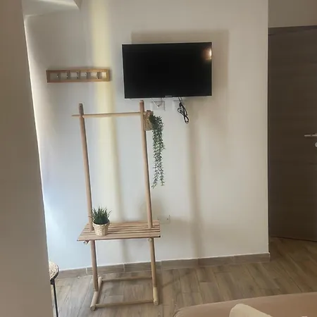 Domus Efisia 1 *
